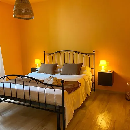 La Casa Dei Mandorli Feriehus *